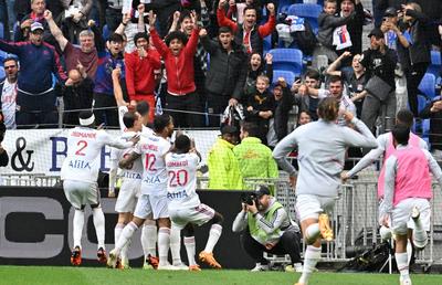 Partidă interzisă cardiacilor în Ligue 1 » Conduceau cu 4-1 în minutul 55, apoi au pierdut meciul!