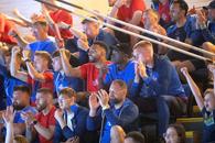 Fotbaliștii de la FCSB, ultrași pentru o zi » Imagini tari surprinse de GSP la „Sala Polivalentă”