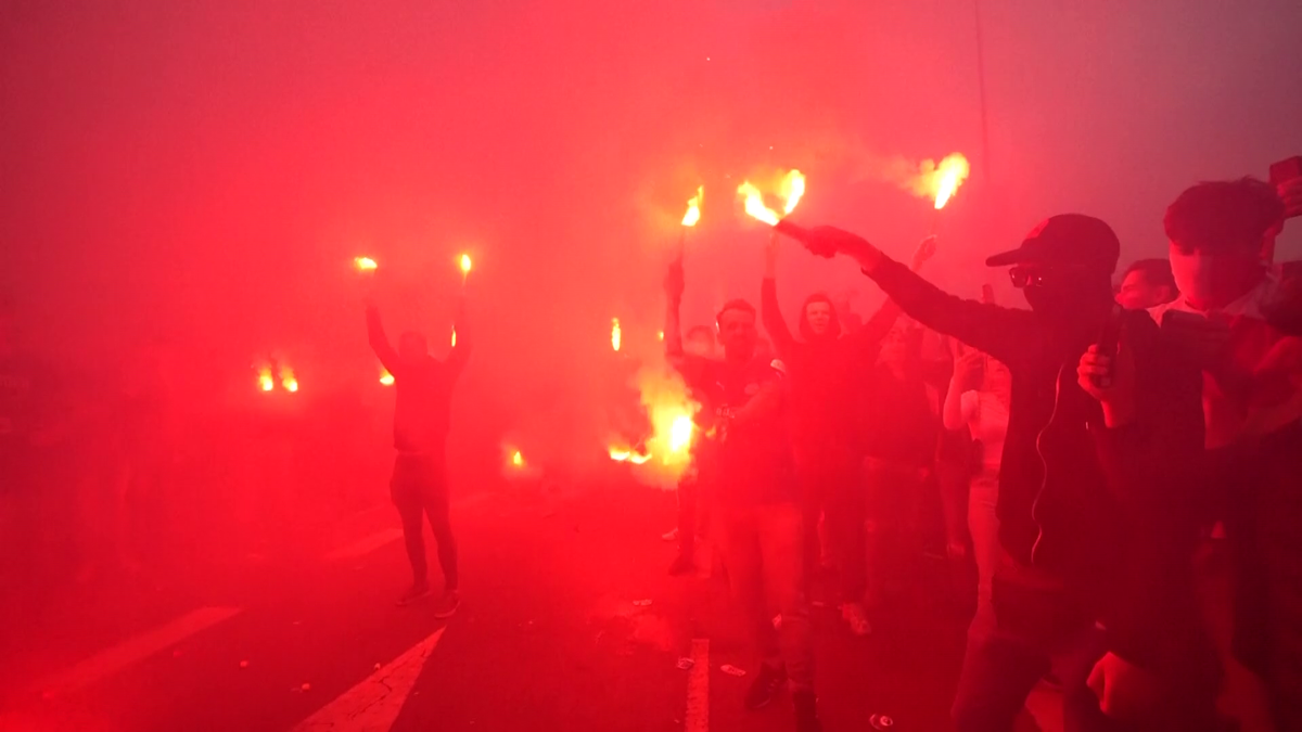 I-au plimbat cu TIR-ul! A fost frenezie în Eindhoven, după ce PSV a cucerit titlul