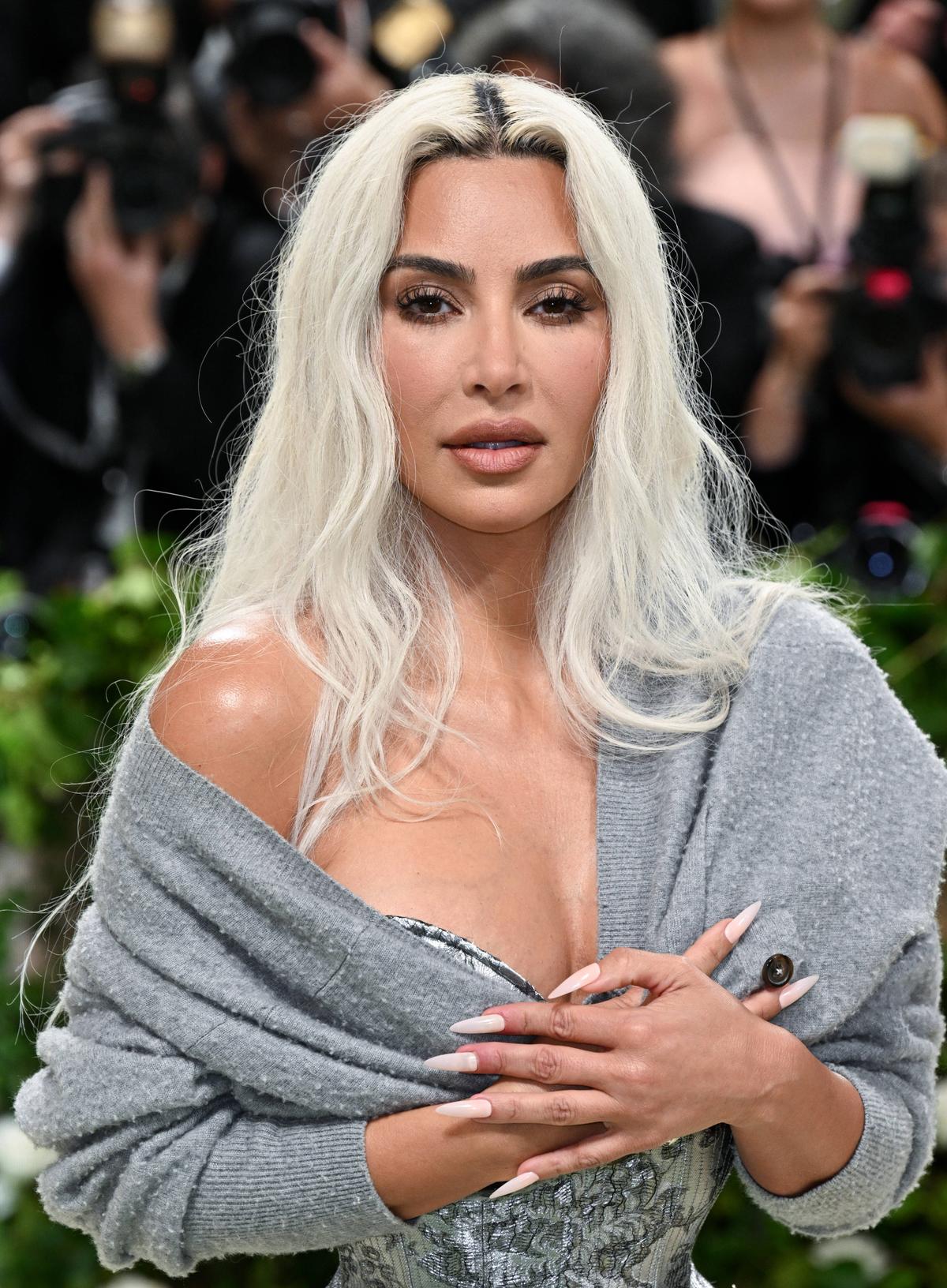 Rochia Serenei Williams a aruncat în aer Met Gala! Sharapova a scos telefonul: „Unde e?”