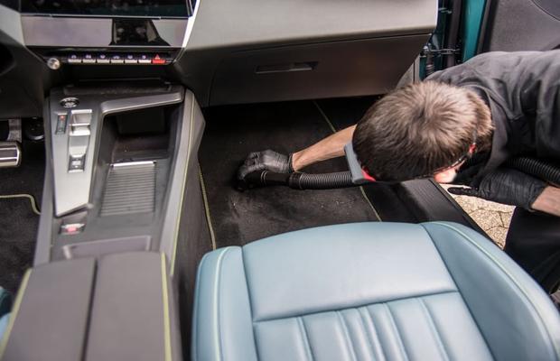 Top echipamente esențiale pentru spălătoria auto self-service