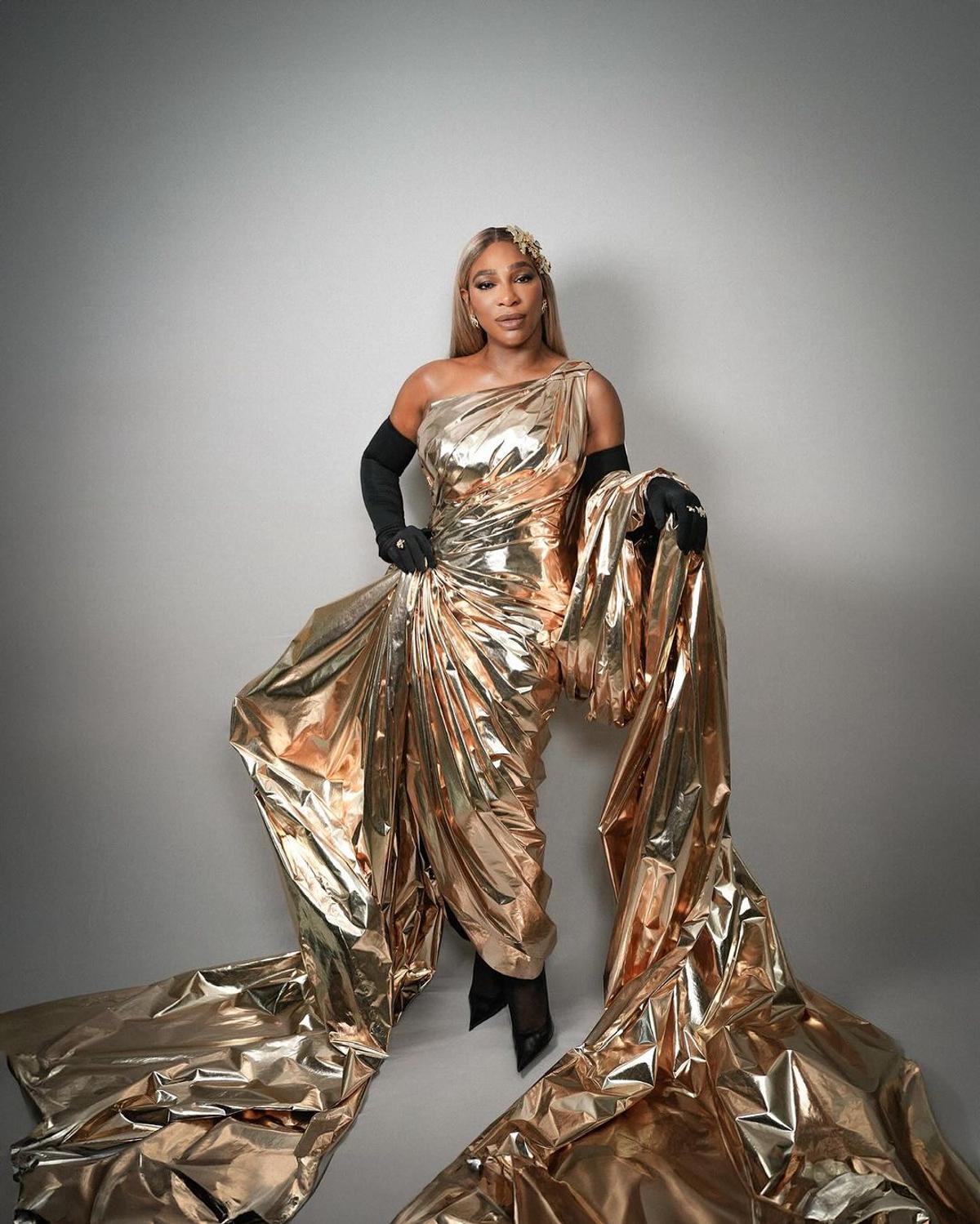 Rochia Serenei Williams a aruncat în aer Met Gala! Sharapova a scos telefonul: „Unde e?”