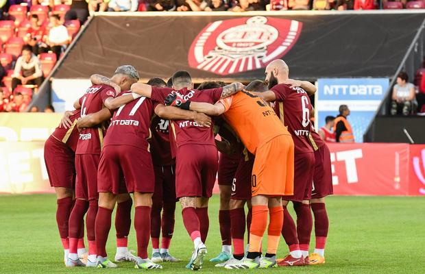 Plecări în masă de la CFR Cluj » Dan Petrescu a renunțat astăzi la 3 jucători!