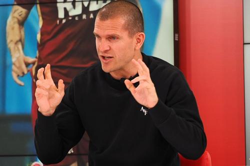 Alexandru Barbu l-a avut invitat, azi, la GSP Live, pe fostul internațional Alexandru Bourceanu.