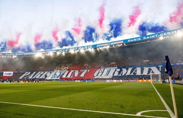 Scenografie spectaculoasă la PSG - Arsenal, pe 3 sferturi de stadion