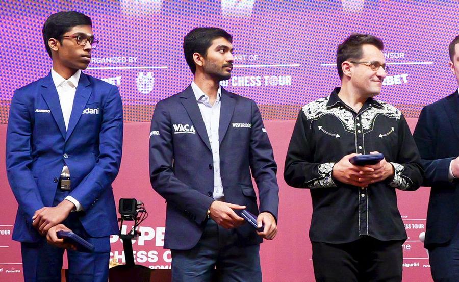 Cine este Gukesh Dommaraju, cel mai tânăr campion mondial din istorie, prezent zilele acestea la București! Șochează cu un detaliu: de ce ține ochii închiși perioade lungi în timpul jocului