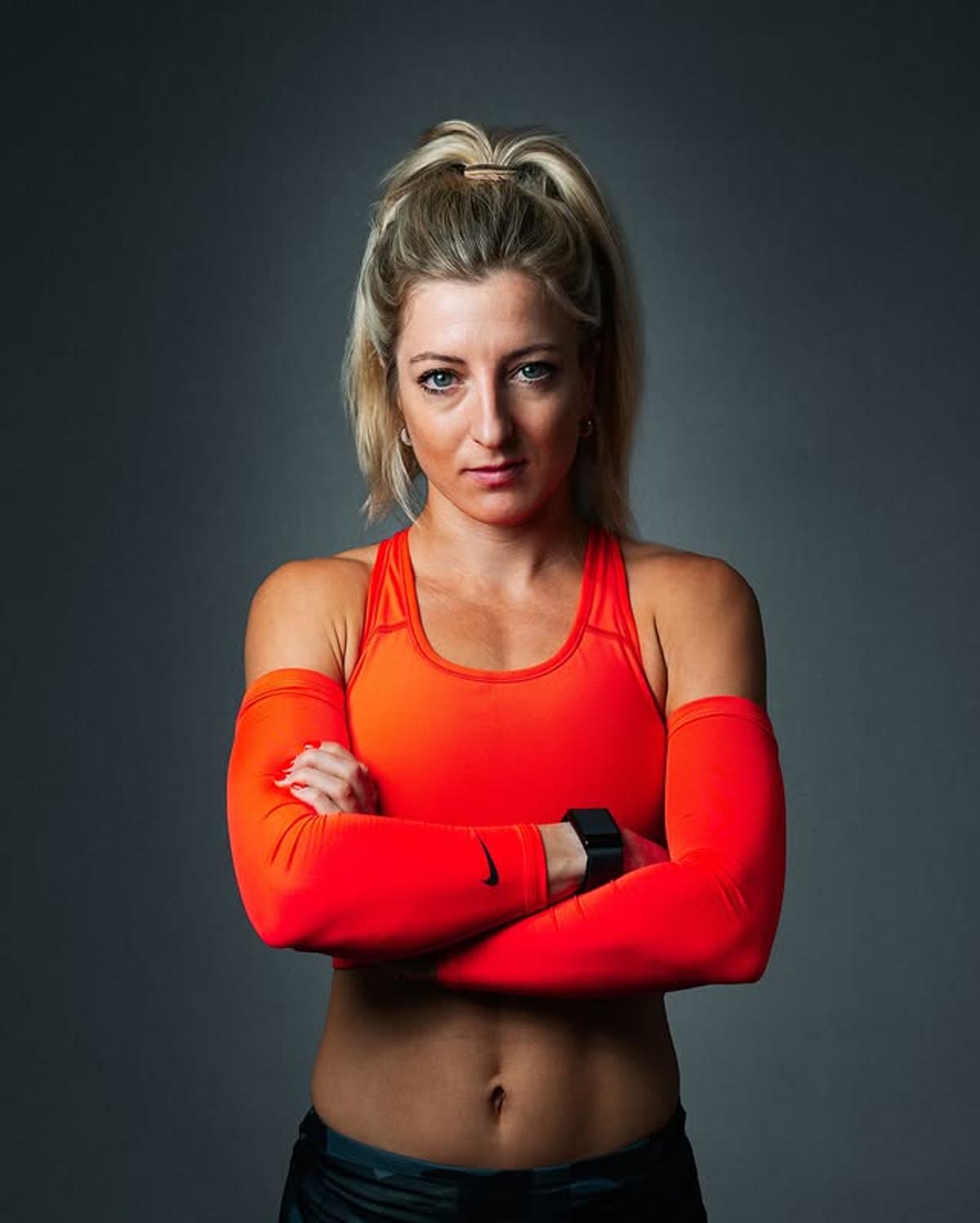 Atleta le răspunde celor care au hărțuit-o că a alergat în „bikini” la Maratonul Londrei: „Trebuia să port trening?”