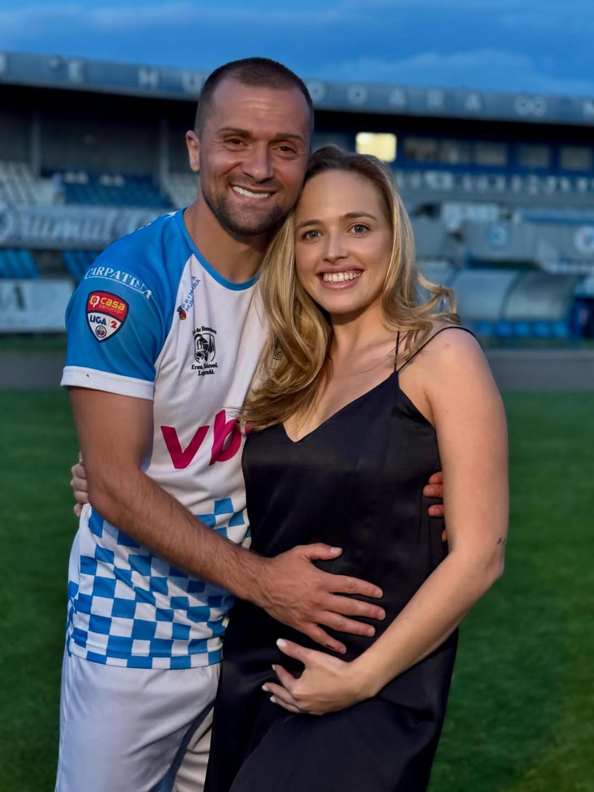 Raluca i-a dat vestea, imediat după promovarea Corvinului în Superliga