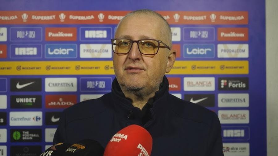 Florin Briaur, manager Poli Iași / captură YouTube A scos banii și i-a întors pe rebeli: „Primă peste nivelul Ligii I” » Situație critică dezamorsată pentru moment