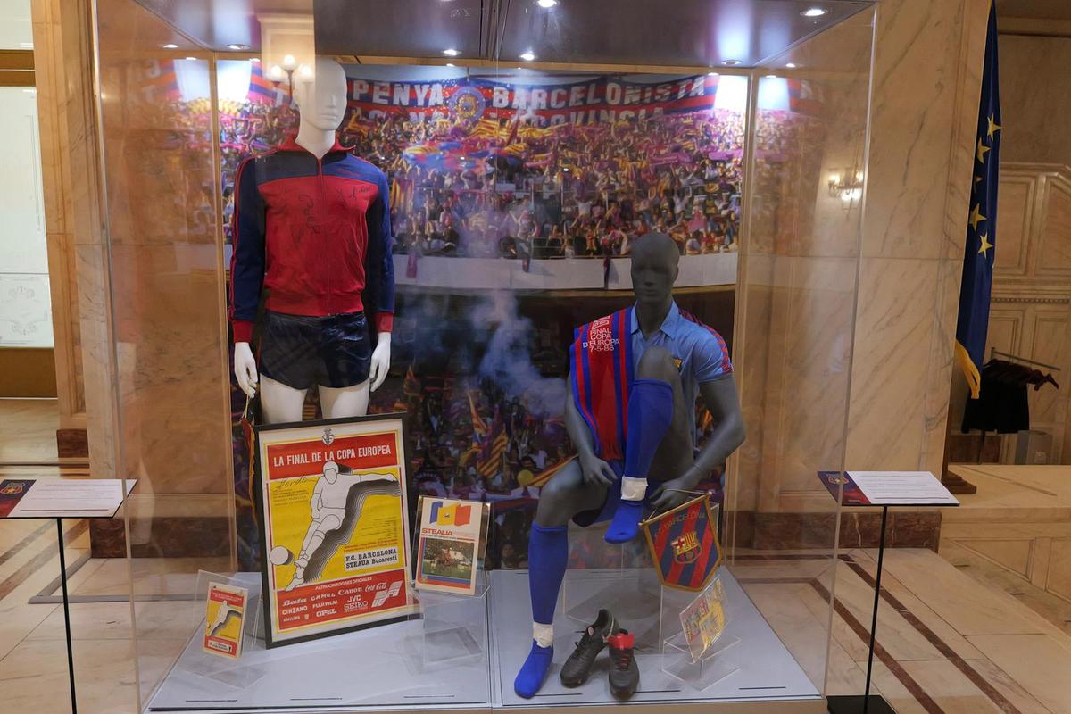 „«Steau» București, apoi Steaua «Budapest». După finală, întreaga lume a reținut numele campioanei” » Eroilor de la Sevilla le-au fost înmânate monede aniversare