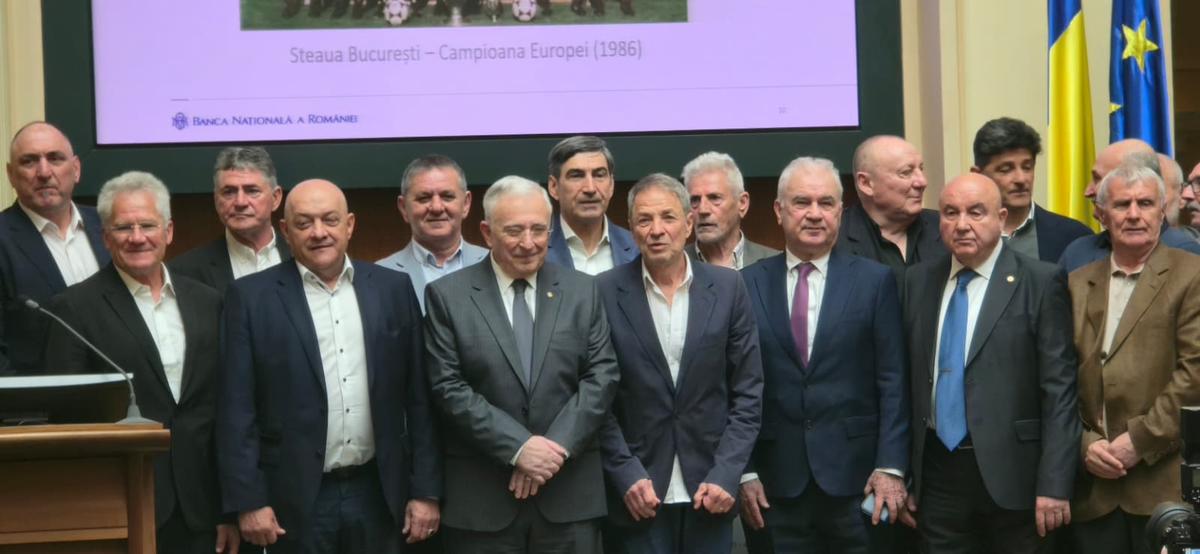 „«Steau» București, apoi Steaua «Budapest». După finală, întreaga lume a reținut numele campioanei” » Eroilor de la Sevilla le-au fost înmânate monede aniversare