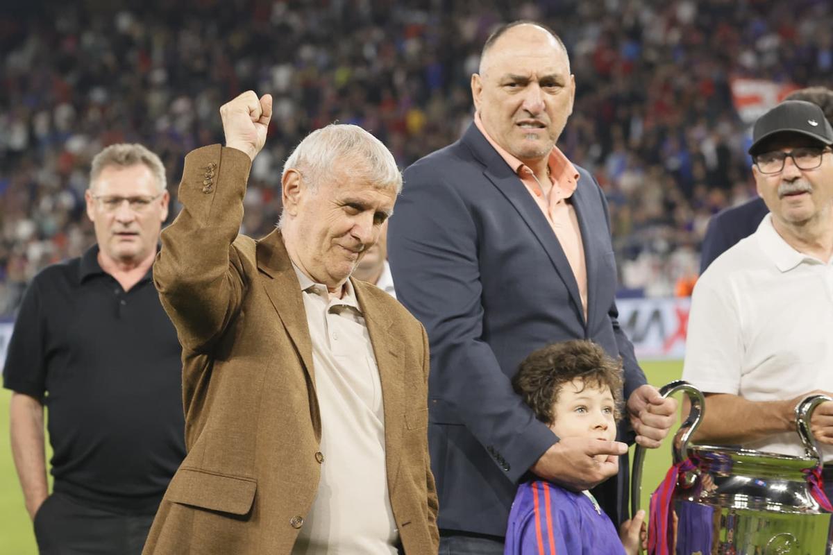 Sărbătoare la 40 de ani de la finala de la Sevilla