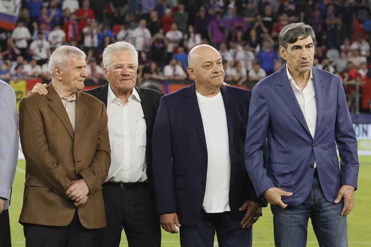 Victor Pițurcă, mesaje tari la sărbătoarea Stelei: „Chiar dacă ministrul nu va mai fi în funcție...” + „E o problemă că este Ianis Hagi la echipa națională”
