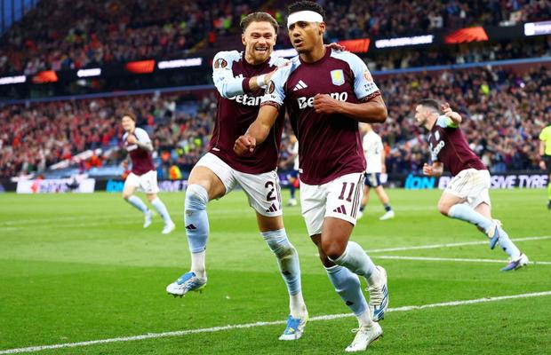 Freiburg - Aston Villa este finala Europa League » Ce UMILINȚĂ în duelul englez!