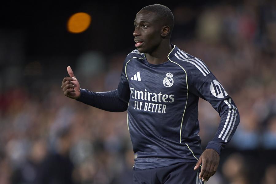 Ferland Mendy, fundaș Real Madrid // Getty Images Alt șoc la Real Madrid! Jucătorul „galacticilor” ia în calcul retragerea după o accidentare devastatoare
