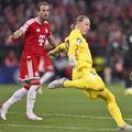 Matvey Safonov și Harry Kane în Bayern Munchen -PSG / Foto: Imago Images