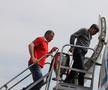 Victor Pițurcă ți Ștefan Iovan, reîntâlnire emoționantă după 40 de ani cu echipajul Tarom care i-a adus de la Sevilla / Facebook Steaua București