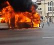 VIDEO + FOTO Momente de panică în București! Un troleibuz a luat foc în centrul orașului