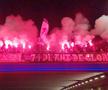 Fanii FCSB au sărbătorit în miez de noapte aniversarea Stelei! Show pirotehnic făcut de suporteri
