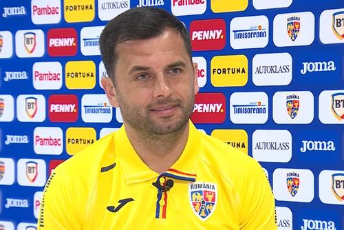 Nicolae Dică pregătește „naționala” U23 la Marbella // foto: captură FRF TV
