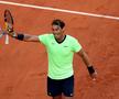 Rafael Nadal (35 de ani, 3 ATP) s-a calificat în sferturile de finală de la Roland Garros 2021. A trecut în 3 seturi de italianul Jannik Sinner (19 ani, 19 ATP), scor 7-5, 6-3, 6-0.