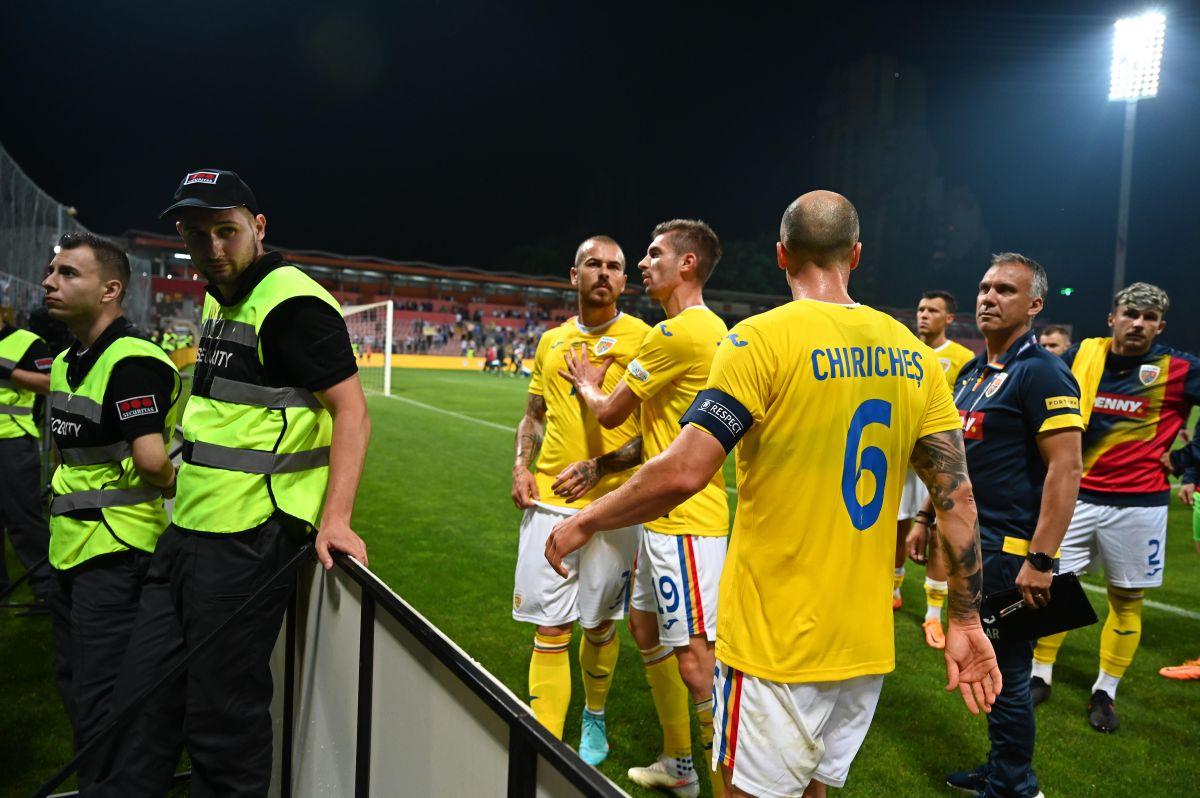 Ei le-au cerut socoteală „tricolorilor” după meci  » Cine sunt ultrașii români care au făcut scandal în Bosnia