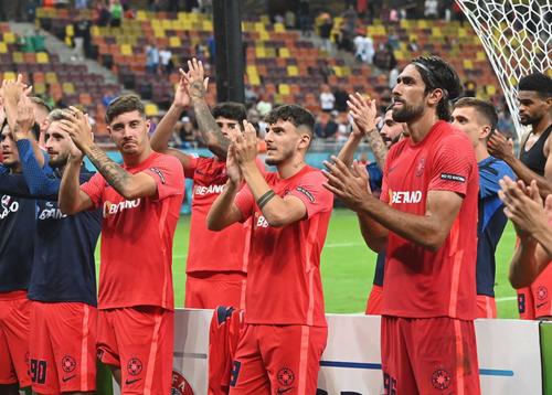 U Cluj i-a împrumutat de la FCSB pe mijlocașul Ovidiu Perianu (21 de ani) și pe atacantul Ianis Stoica (20 de ani). „Roș-albaștrii” au renunțat la aproape o echipă întreagă în această vară! Foto: Imago