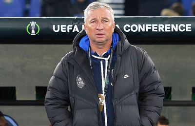 Un fost star al lui Manchester United a negociat tête-à-tête cu Petrescu » Un singur detaliu de rezolvat până la semnătură