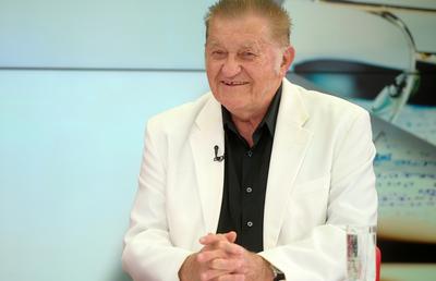 Marele actor Dorel Vișan este invitatul emisiunii „Prietenii lui Ovidiu” » „Invazia de străini în România deranjează”