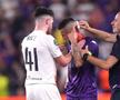 În minutul 33 al finalei Conference League, Fiorentina - West Ham, Cristiano Biraghi (30 de ani), fundașul stânga al italienilor, s-a ales cu capul spart, după ce ultrașii englezi au aruncat cu mai multe obiecte înspre teren.