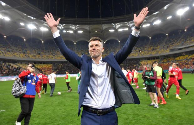 Ovidiu Burcă nu are încă licența PRO » Poate sta pe banca lui Dinamo și în Liga 1? GSP are răspunsul OFICIAL de la FRF