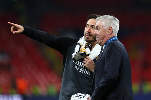 Davide, alături de Carlo Ancelotti, selecționrul Braziliei