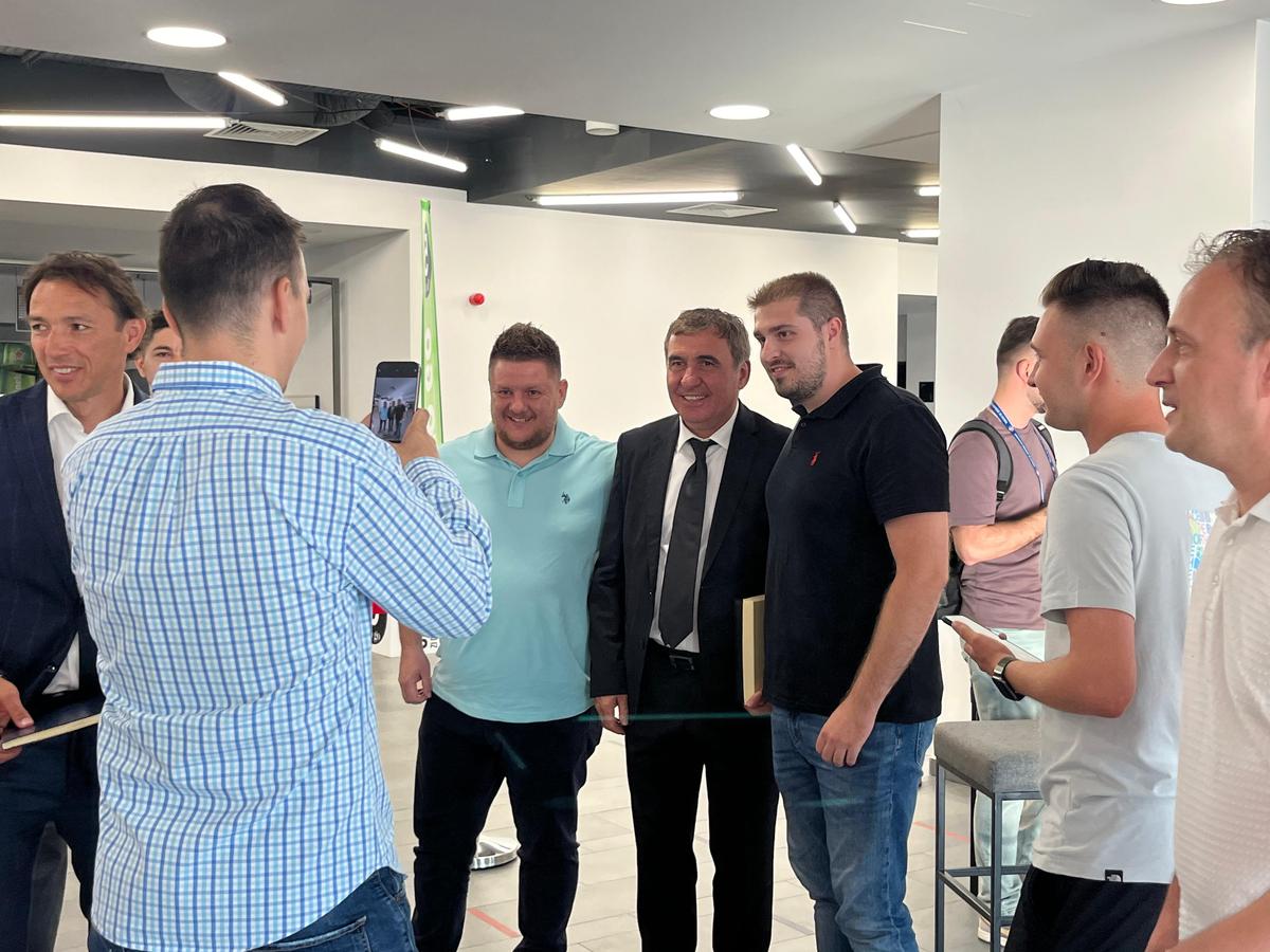 Mihai Stoica îi răspunde lui Marius Lăcătuș: „E simbolul Stelei în continuare, dar să nu își renege trecutul”