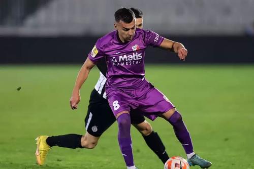 Luka Gojkovic a semnat cu Rapid