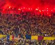 Ultrașii de la „Uniți sub tricolor” au aprins zeci de torțe în Austria - România. Foto: Andrei Crăițoiu (GSP.RO)