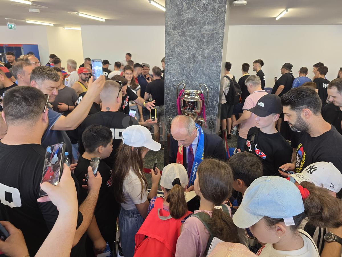 Talpan, în Ghencea, la aniversarea Stelei
