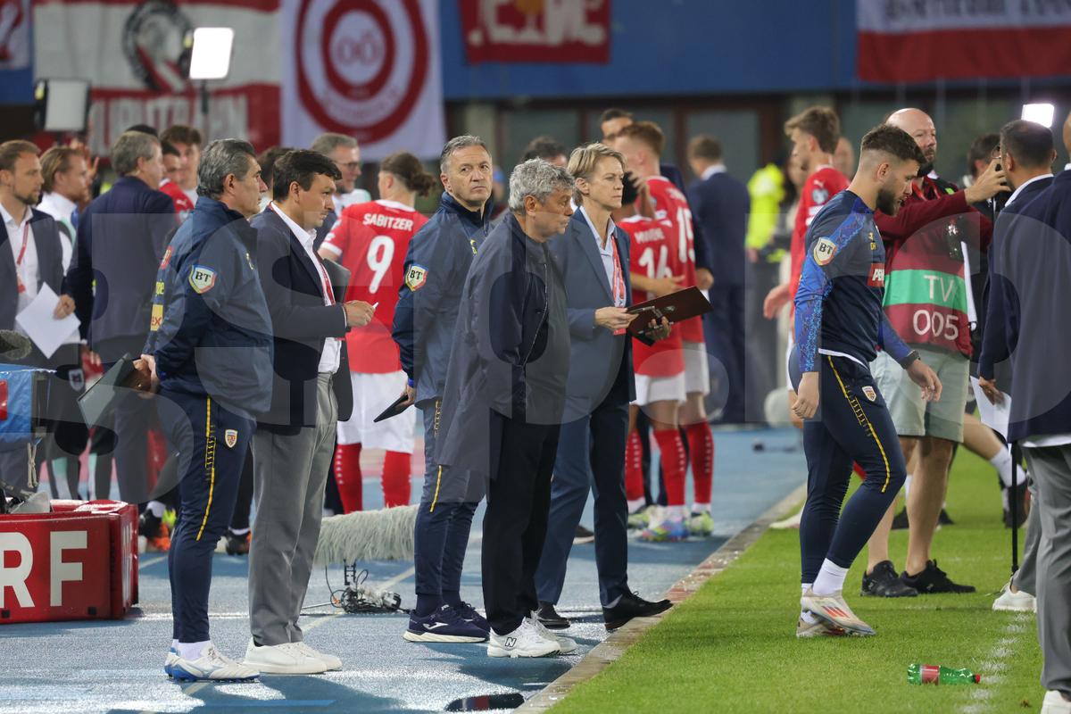 Ce s-a întâmplat imediat după fluierul final din Austria - România: cadre cu Lucescu, Stanciu și Burleanu