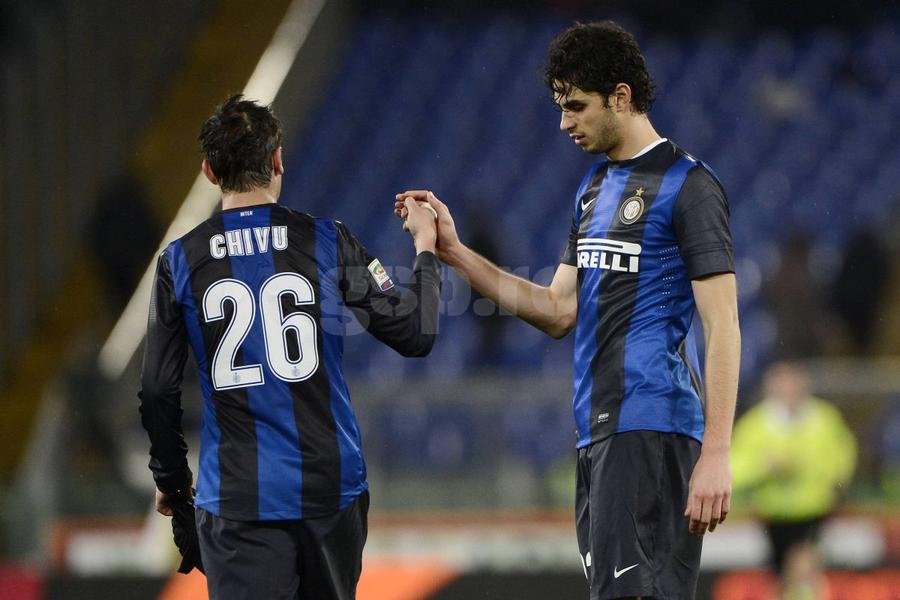 Cristi Chivu și Andrea Ranocchia în ianuarie 2013, într-un meci AS Roma - Inter / Foto: Imago Verdictul oferit de un fost coechipier al lui Chivu la Inter » „Pe o scară între 1 și 10, i-aș da nota asta lui Cristian!”