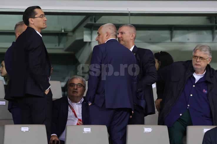 Răzvan Burleanu, în tribune la meciul Austria - România 2-1 FOTO: Ionuţ Iordache (GSP)