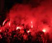 Ultrașii de la „Uniți sub tricolor” au aprins zeci de torțe în Austria - România. Foto: Ionuț Iordache (GSP.RO)