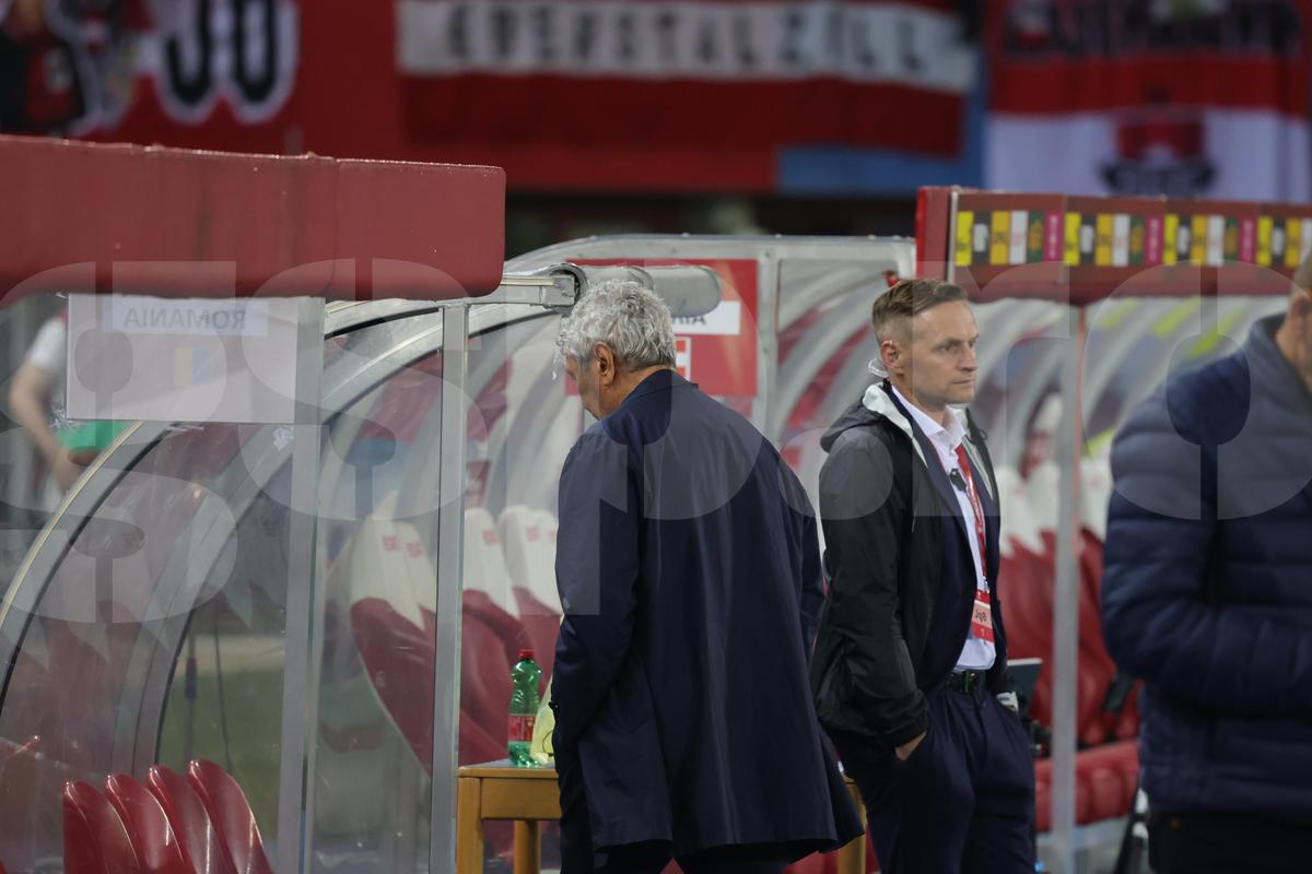 Ce s-a întâmplat imediat după fluierul final din Austria - România: cadre cu Lucescu, Stanciu și Burleanu