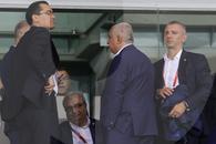 Nu s-a văzut la TV »  Ședință de taină în loja lui Burleanu, imediat după Austria - România! Președintele FRF, împietrit, scenă tristă cu Lucescu + Rațiu a țipat la Miculescu!