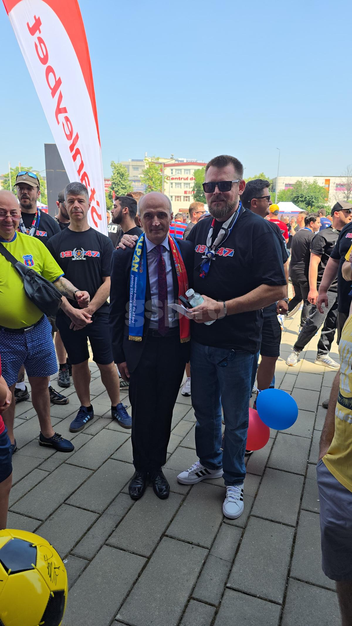 Talpan, în Ghencea, la aniversarea Stelei