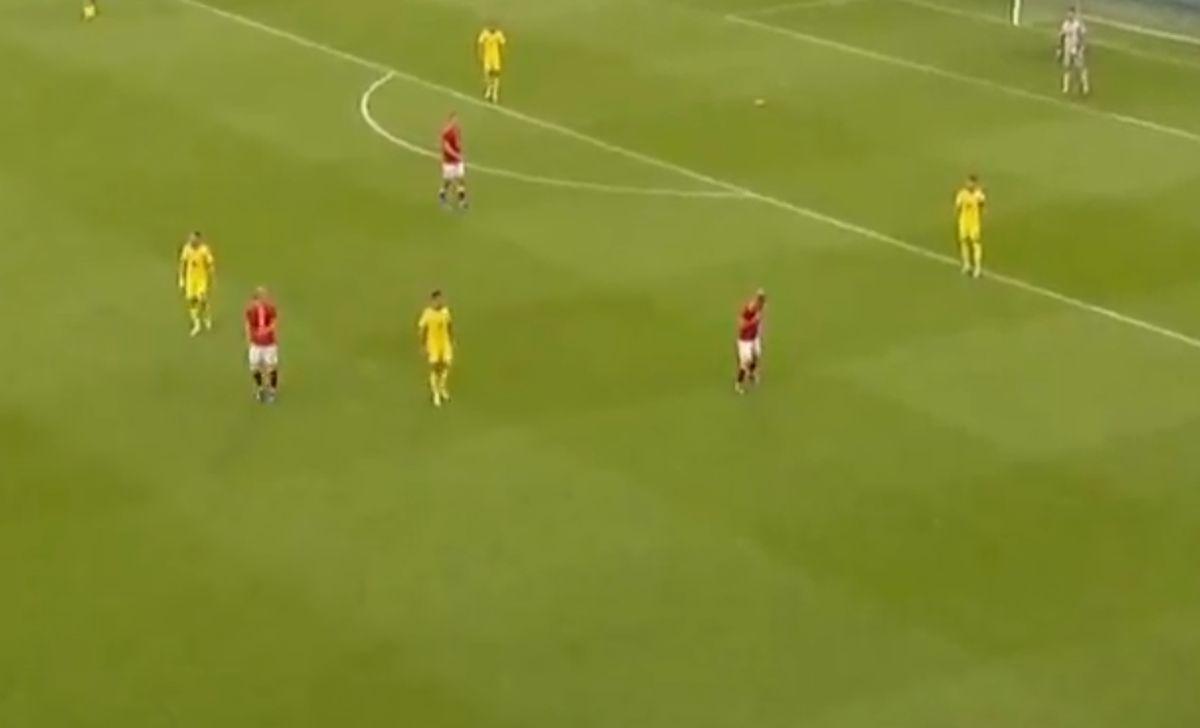 Christian Eriksen s-a prăbușit pe gazon în Danemarca - Ucraina