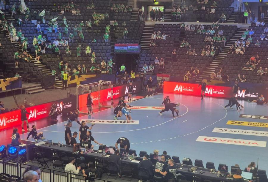 CSM București defilează spre bronzul Ligii Campionilor și păstrează recordul: NU pierde duminica la Budapesta!