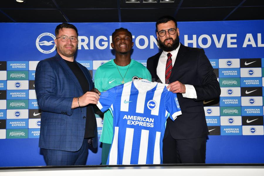 Impresarul român, lovitură de 30 de milioane euro în Premier League: „E o «bestie»!” + Cum au trecut granzii din Liga 1 pe lângă o afacere epocală