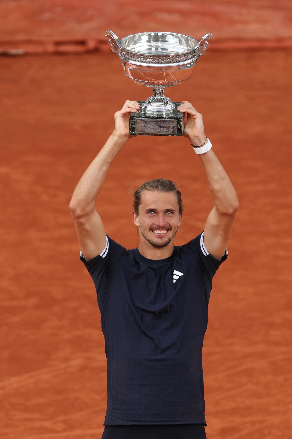 Alexander Zverev a câștigat Roland Garros! Finală dramatică de cinci seturi cu Flavio Cobolli