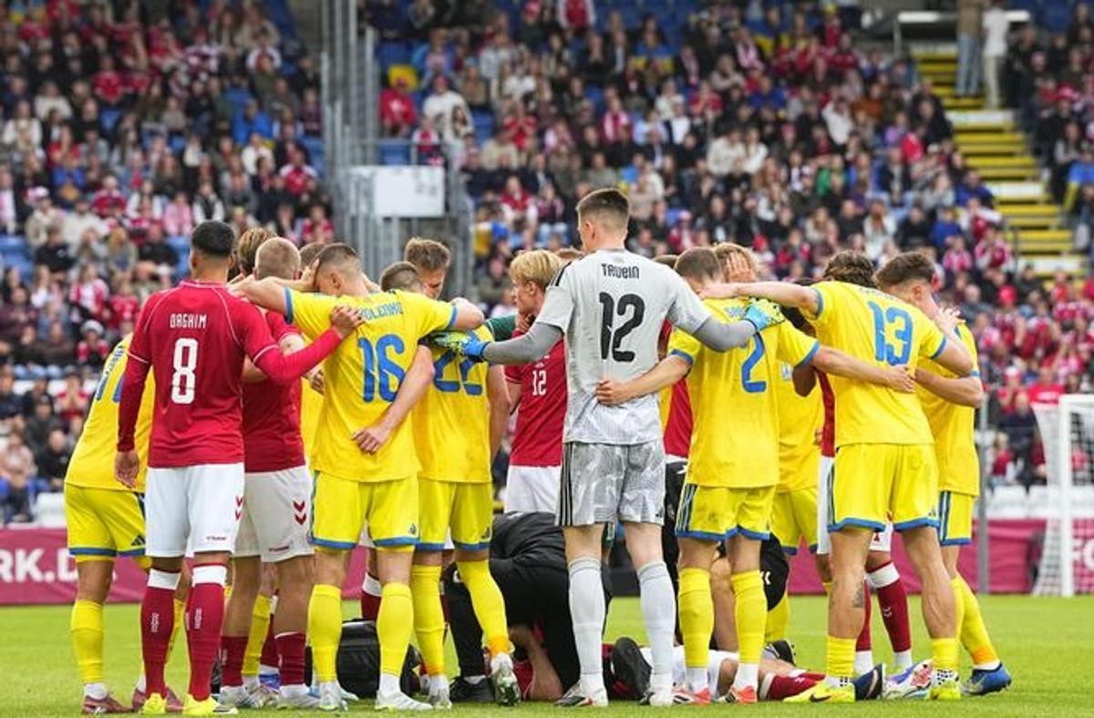 Christian Eriksen s-a prăbușit pe gazon în Danemarca - Ucraina