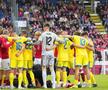 Christian Eriksen s-a prăbușit pe gazon în Danemarca - Ucraina // Sursă foto: X