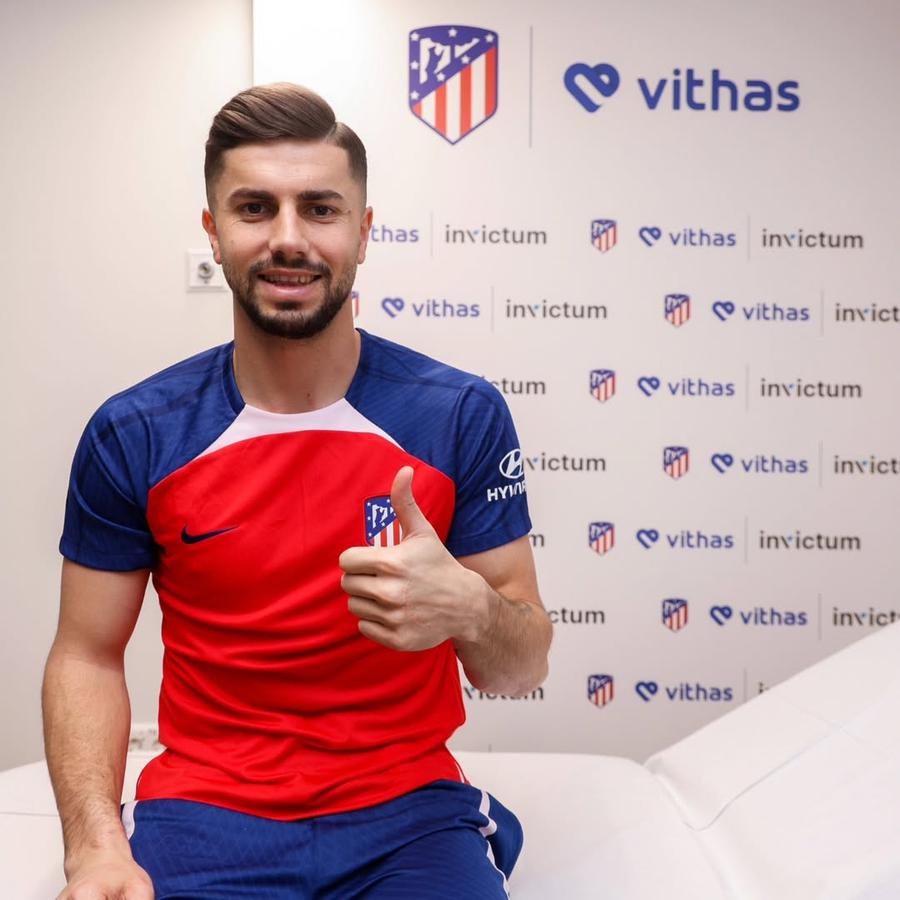 Impresarul român, lovitură de 30 de milioane euro în Premier League: „E o «bestie»!” + Cum au trecut granzii din Liga 1 pe lângă o afacere epocală